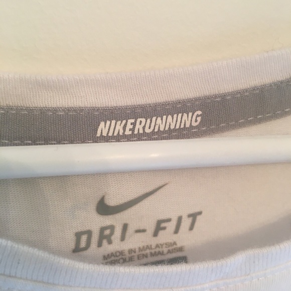 Nike Run top - Picture 3 of 4